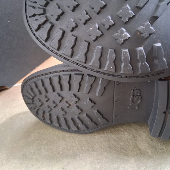 UGG Blayre Black Boots - Picture 5 of 10